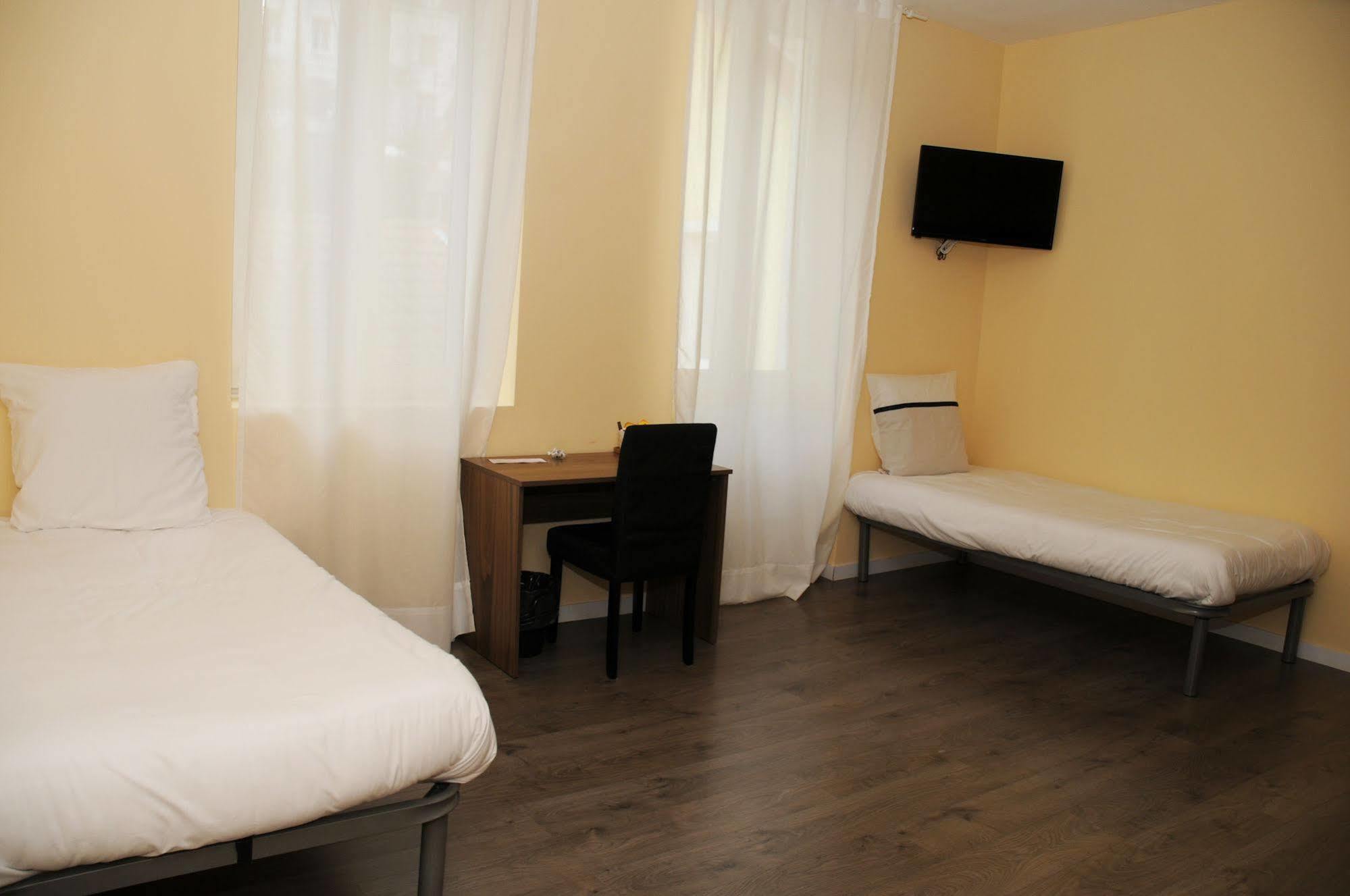 Hotel Morez Buitenkant foto