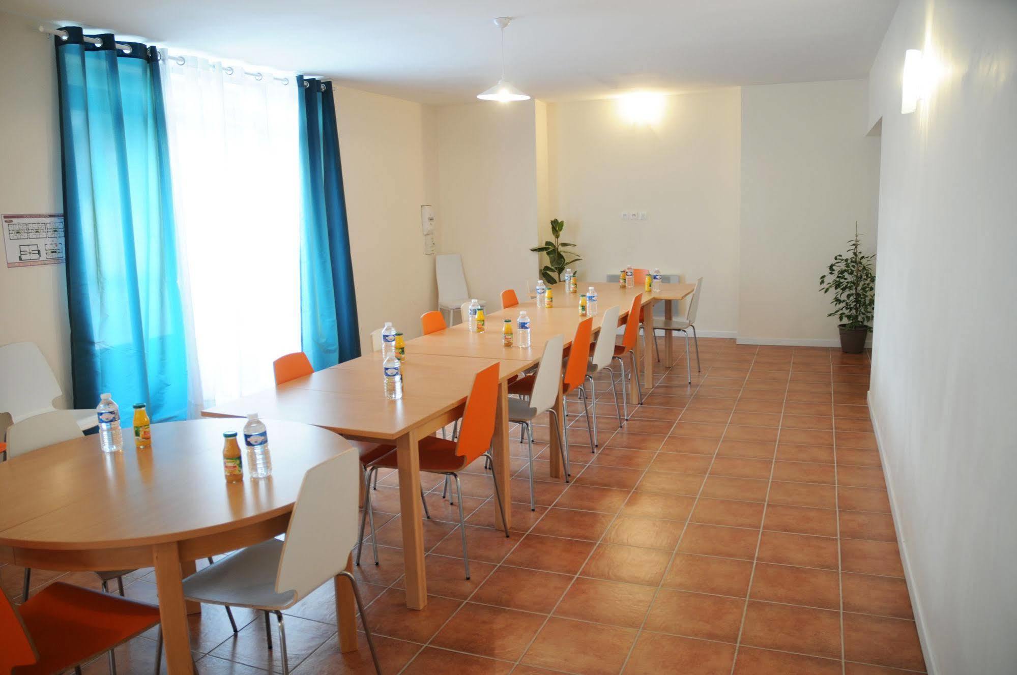 Hotel Morez Buitenkant foto